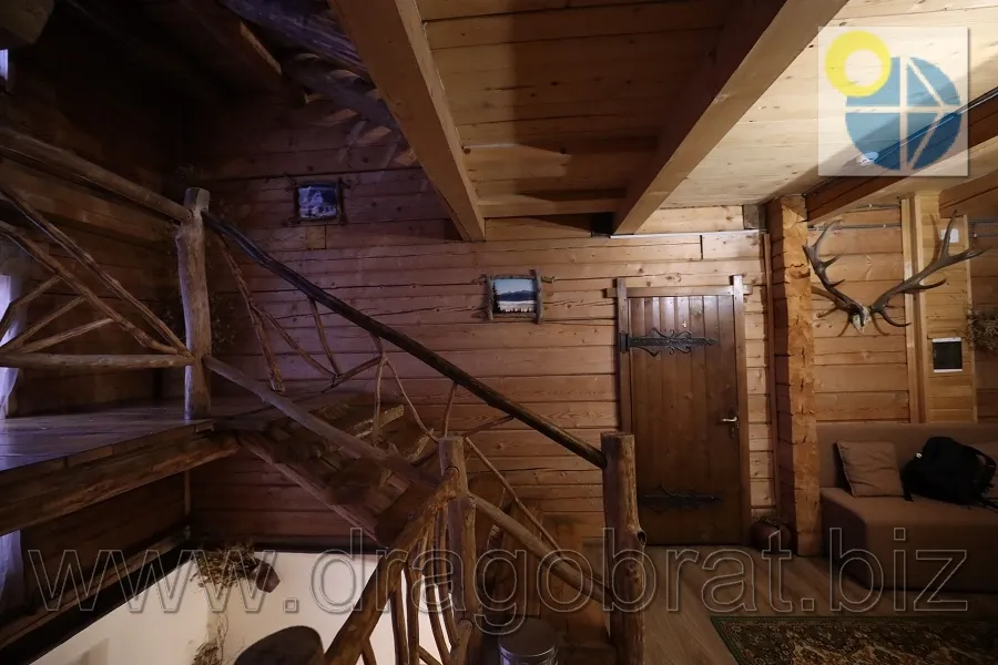 Готель  Кремінь