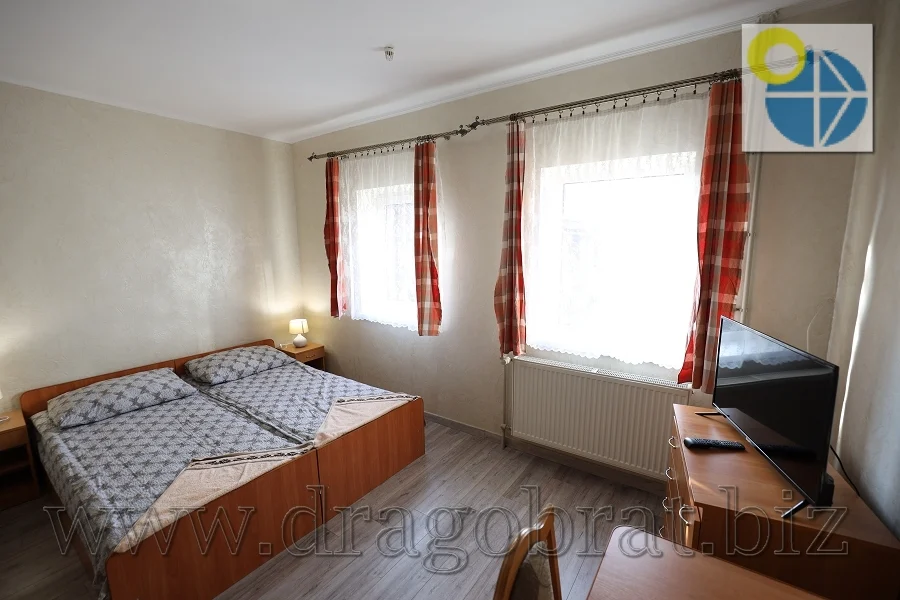 Ясіня.Міні-готель Карпатська Орхідея