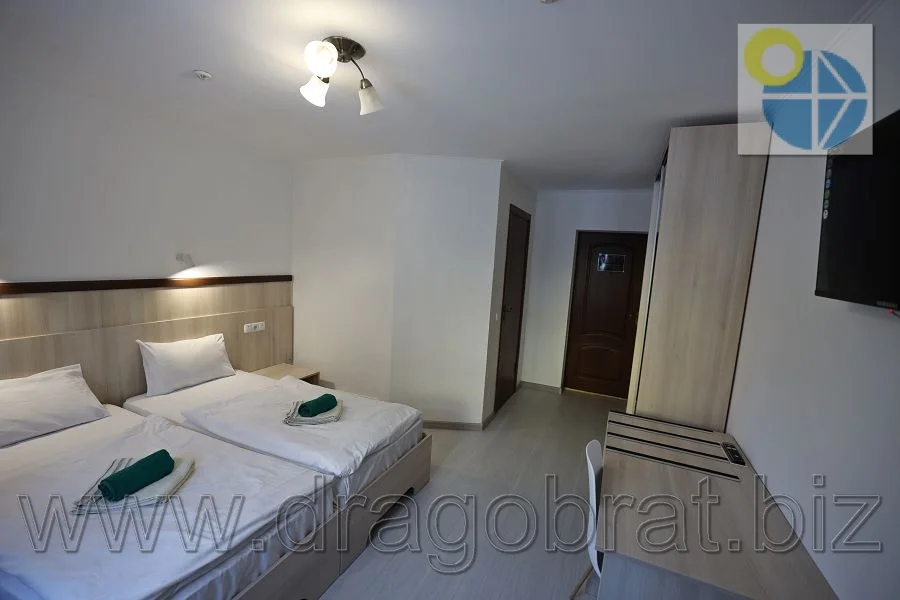 Драгобрат.Туристичний комплекс Скеля