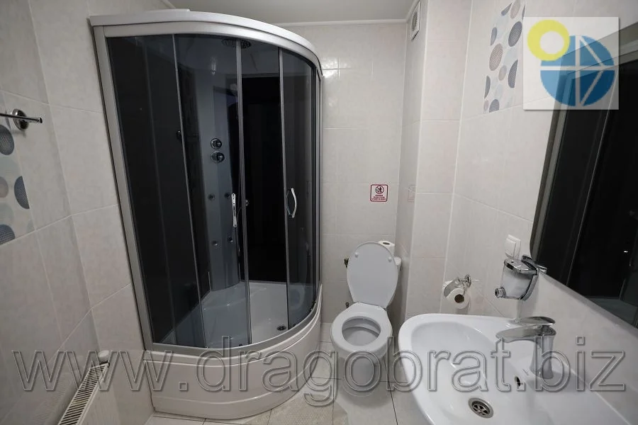 Драгобрат.Туристичний комплекс Скеля