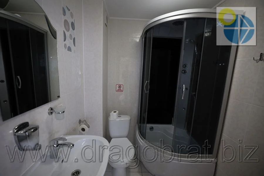 Драгобрат.Туристичний комплекс Скеля