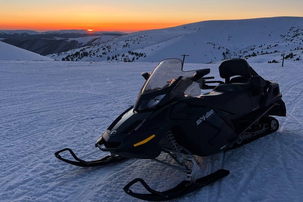 Драгобрат прокат снігоходів.Драгобрат снігоходи.