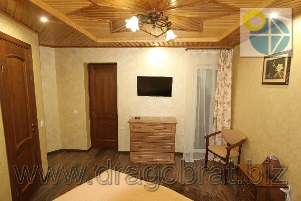 Лазещина.Коттеджи Виктория