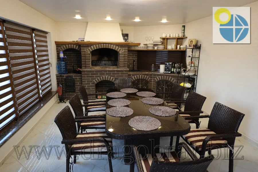 Лазещина Коттеджи Виктория.