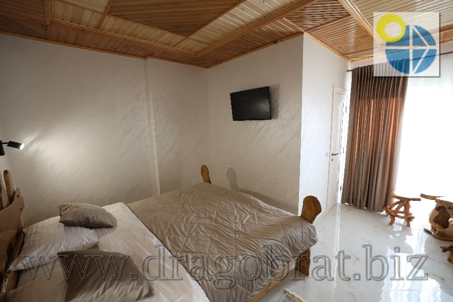 Лазещина.Коттеджи Виктория