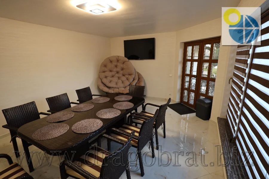 Лазещина Коттеджи Виктория.