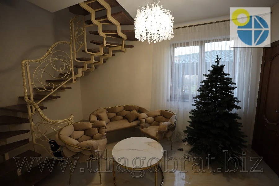 Лазещина Коттеджи Виктория.