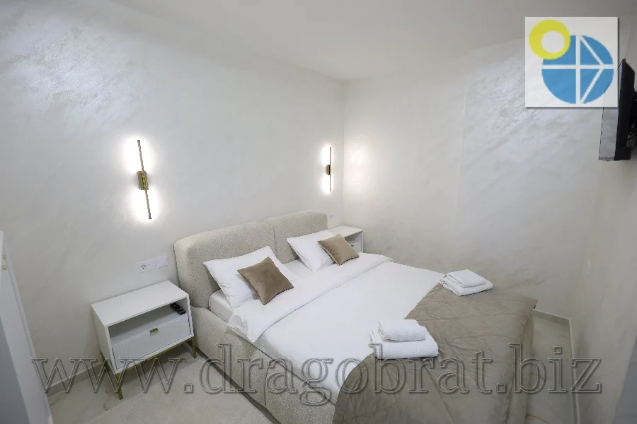 Лазещина.Коттеджи Виктория